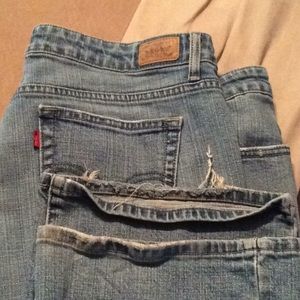 Levi jeans